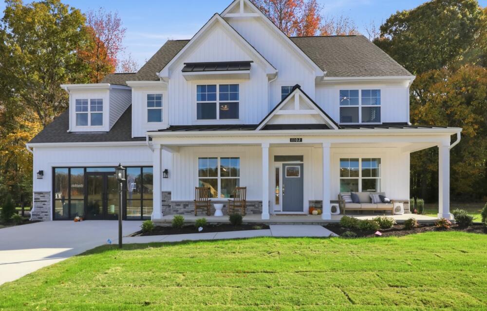 The Roanoke Model front exterior at the Mallory Pointe