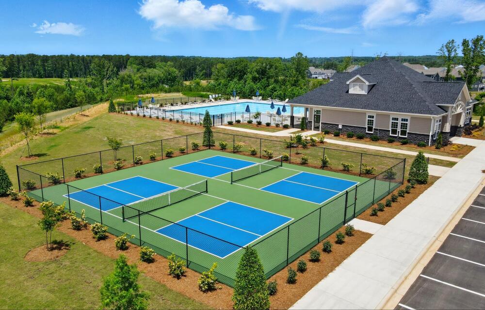 Laurelbrook Amenities