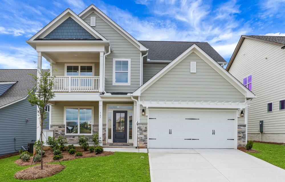 The Cypress 897 front exterior at the Twin Lake